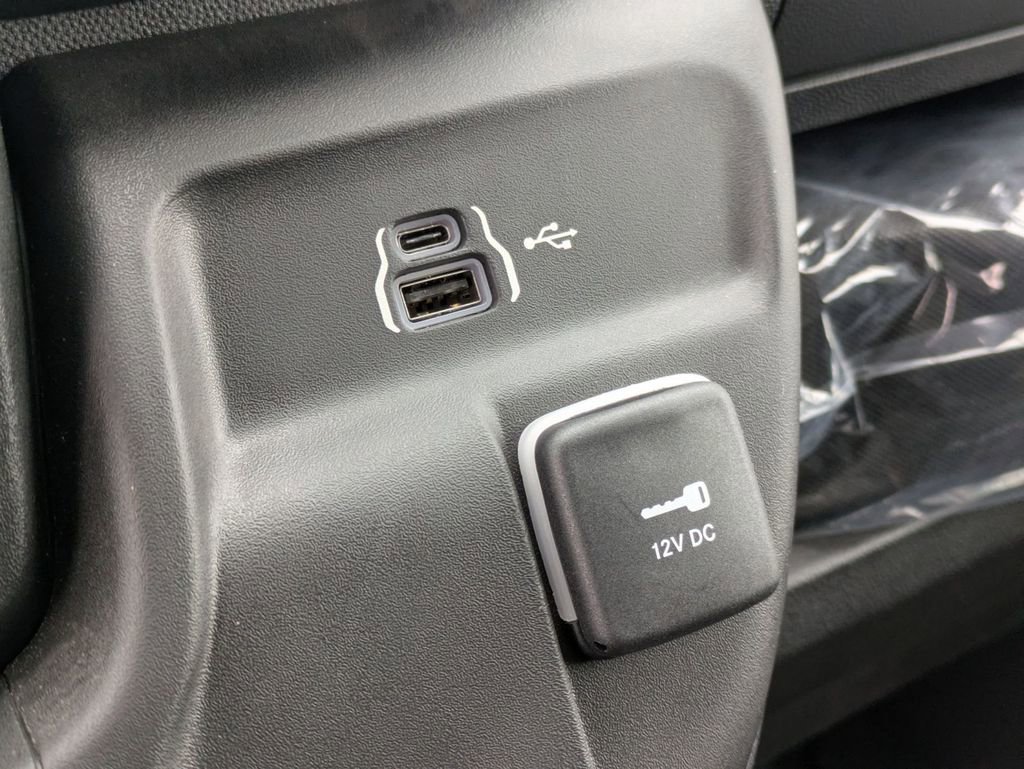 Used 2024 RAM ProMaster 2500 FWD image 27