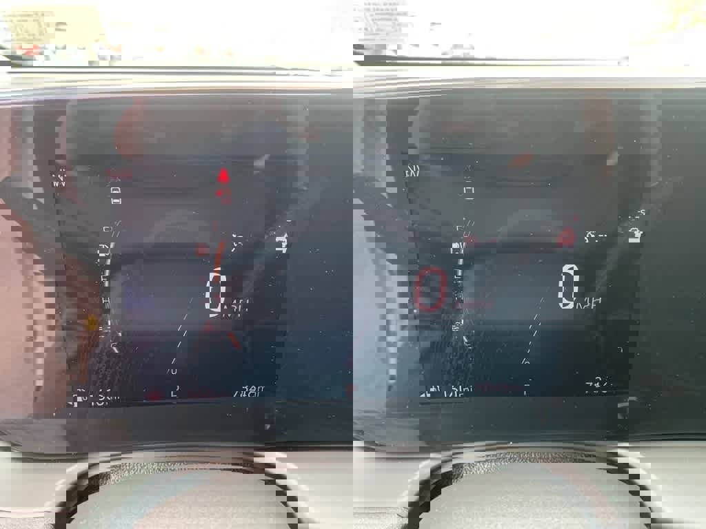 Certified 2024 Buick Encore GX Sport Touring image 29