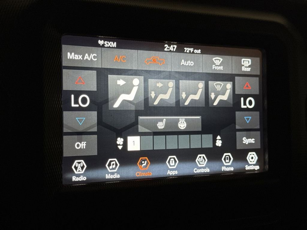 Used 2021 Jeep Gladiator Willys image 16