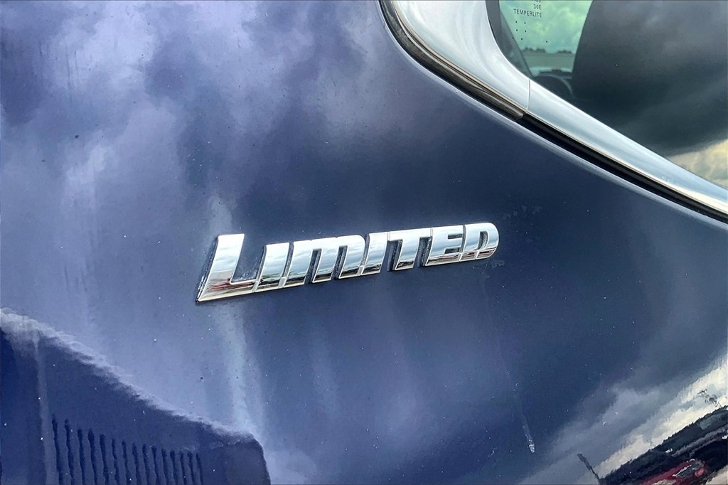 Used 2023 Toyota Tundra Limited image 21