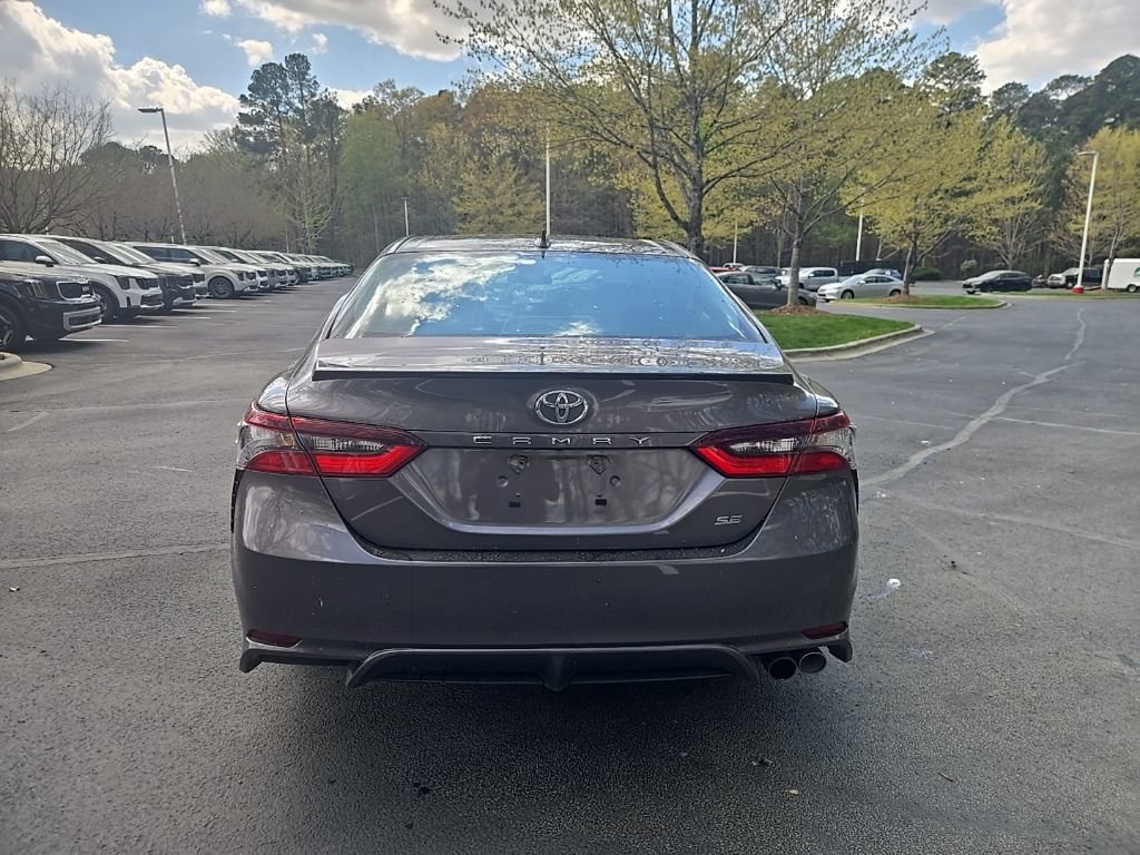 Used 2024 Toyota Camry SE w/ Cold Weather Package image 9
