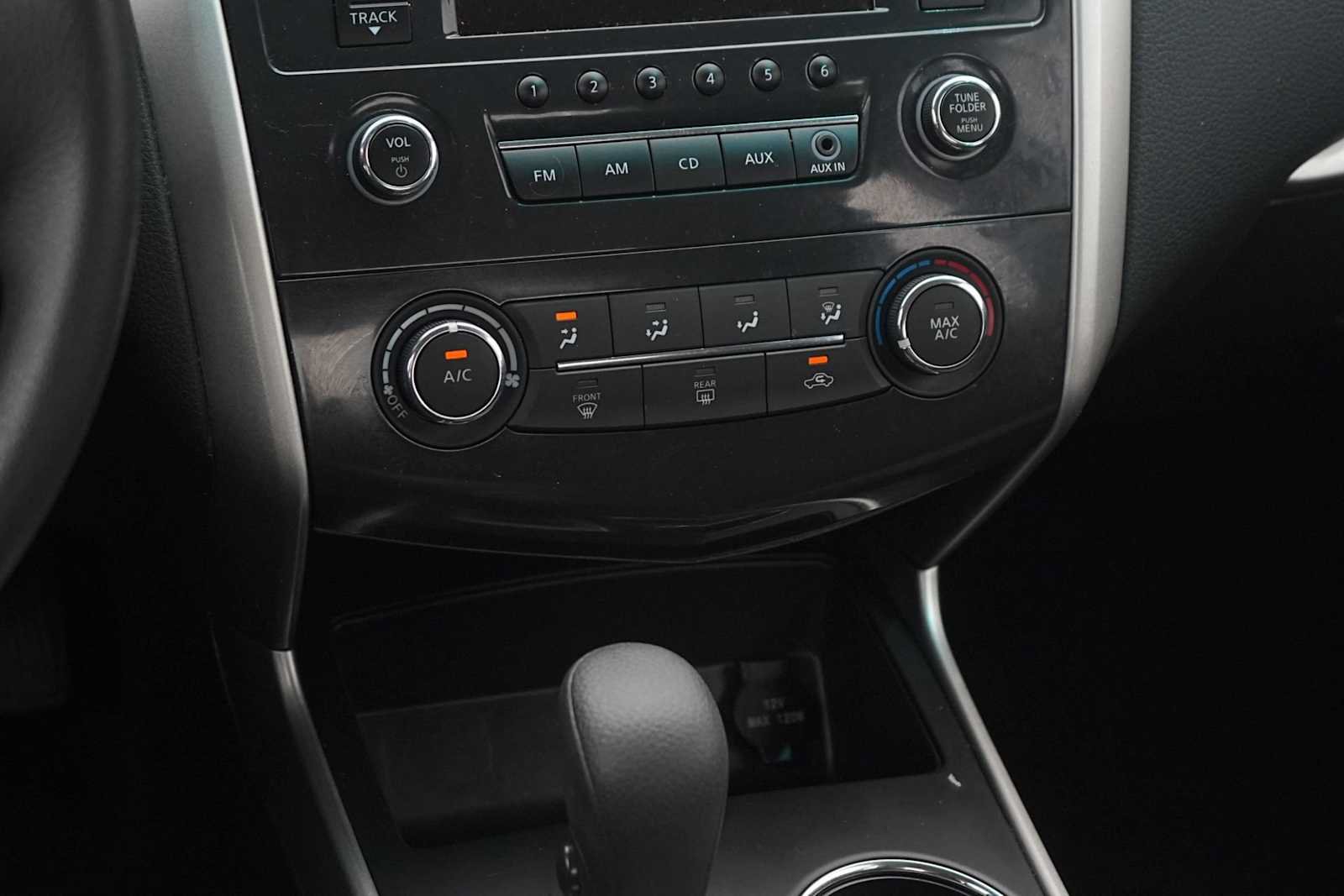 Used 2015 Nissan Altima 2.5 S w/ Power Driver Seat Package FWD image 21