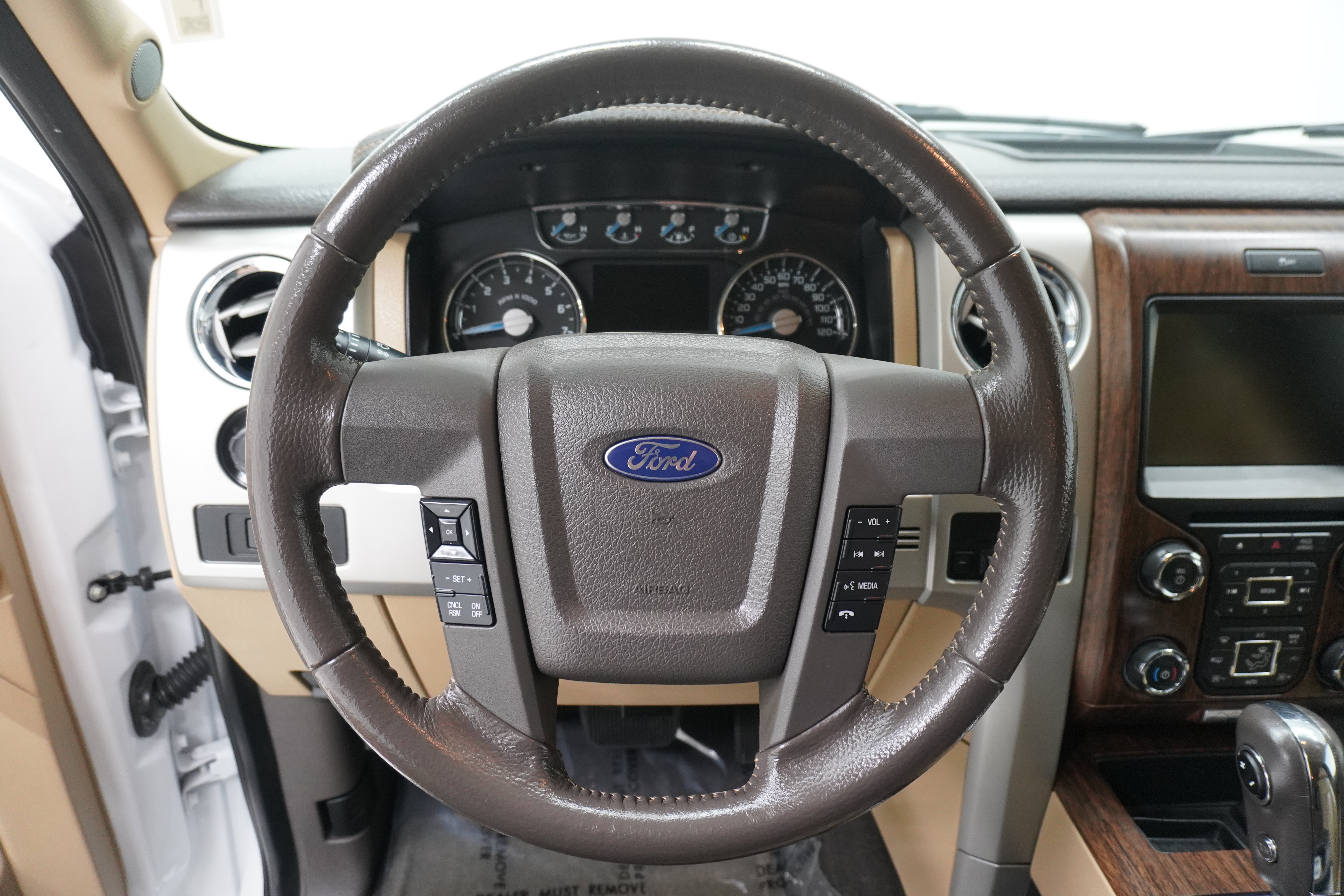 Used 2013 Ford F150 Lariat w/ Lariat Chrome Pkg AWD/4WD image 17
