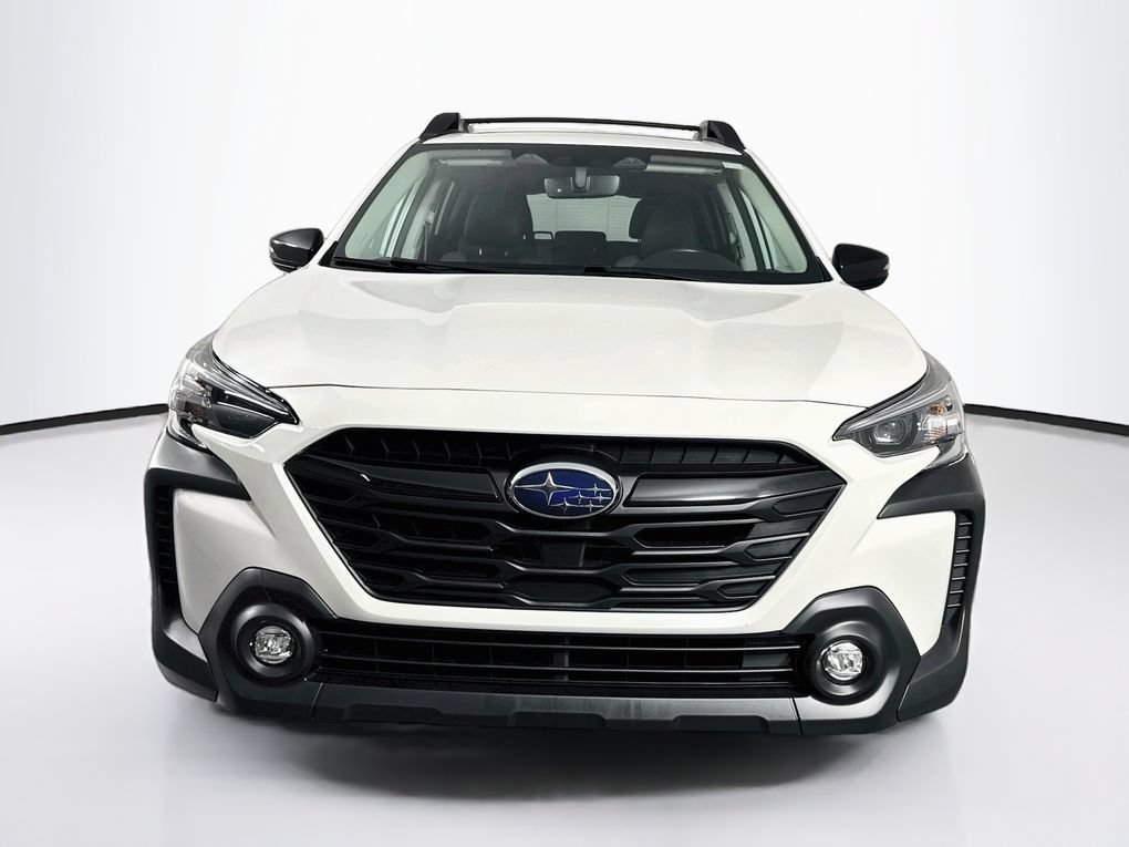 Used 2025 Subaru Outback Onyx Edition AWD/4WD image 2