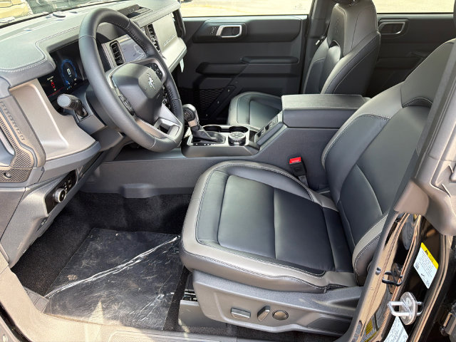 New 2026 Ford Bronco Outer Banks AWD/4WD image 11