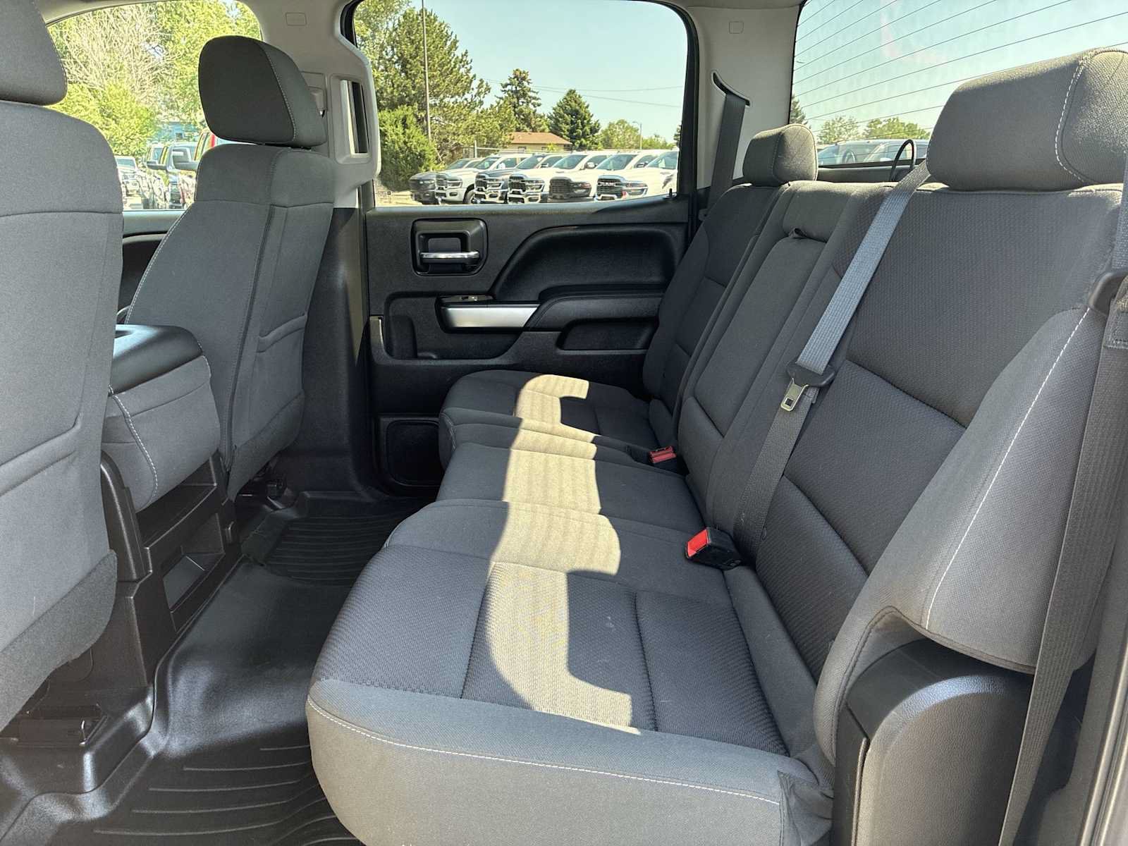 Used 2018 Chevrolet Silverado 1500 LT w/ LT Fleet Convenience Package AWD/4WD image 22