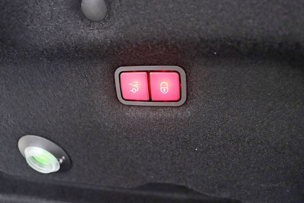 Used 2023 Mercedes-Benz SL 63 AMG 4MATIC image 39