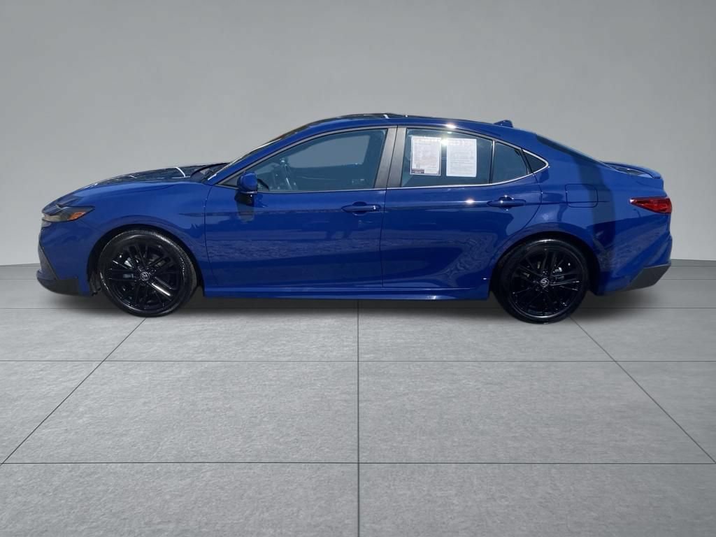 Used 2025 Toyota Camry SE w/ Multimedia Upgrade Package FWD image 4