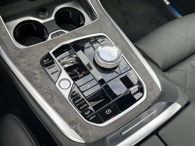 New 2027 BMW X7 xDrive40i w/ Executive Package AWD/4WD image 17