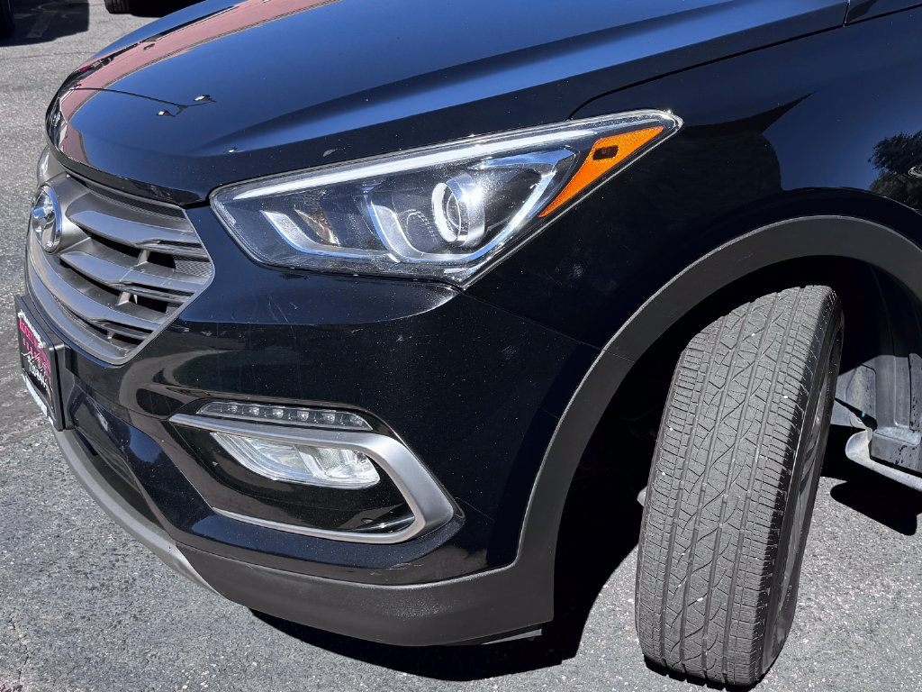 Used 2018 Hyundai Santa Fe Sport AWD/4WD image 5