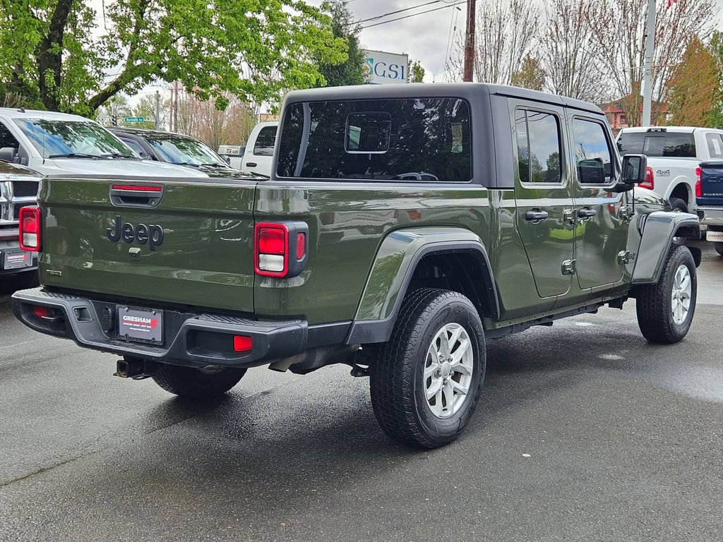Used 2023 Jeep Gladiator Sport AWD/4WD image 7