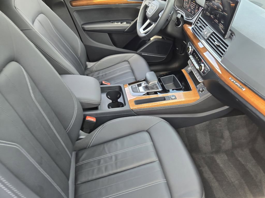 Certified 2023 Audi Q5 2.0T Premium Plus w/ Premium Plus Package AWD/4WD image 18