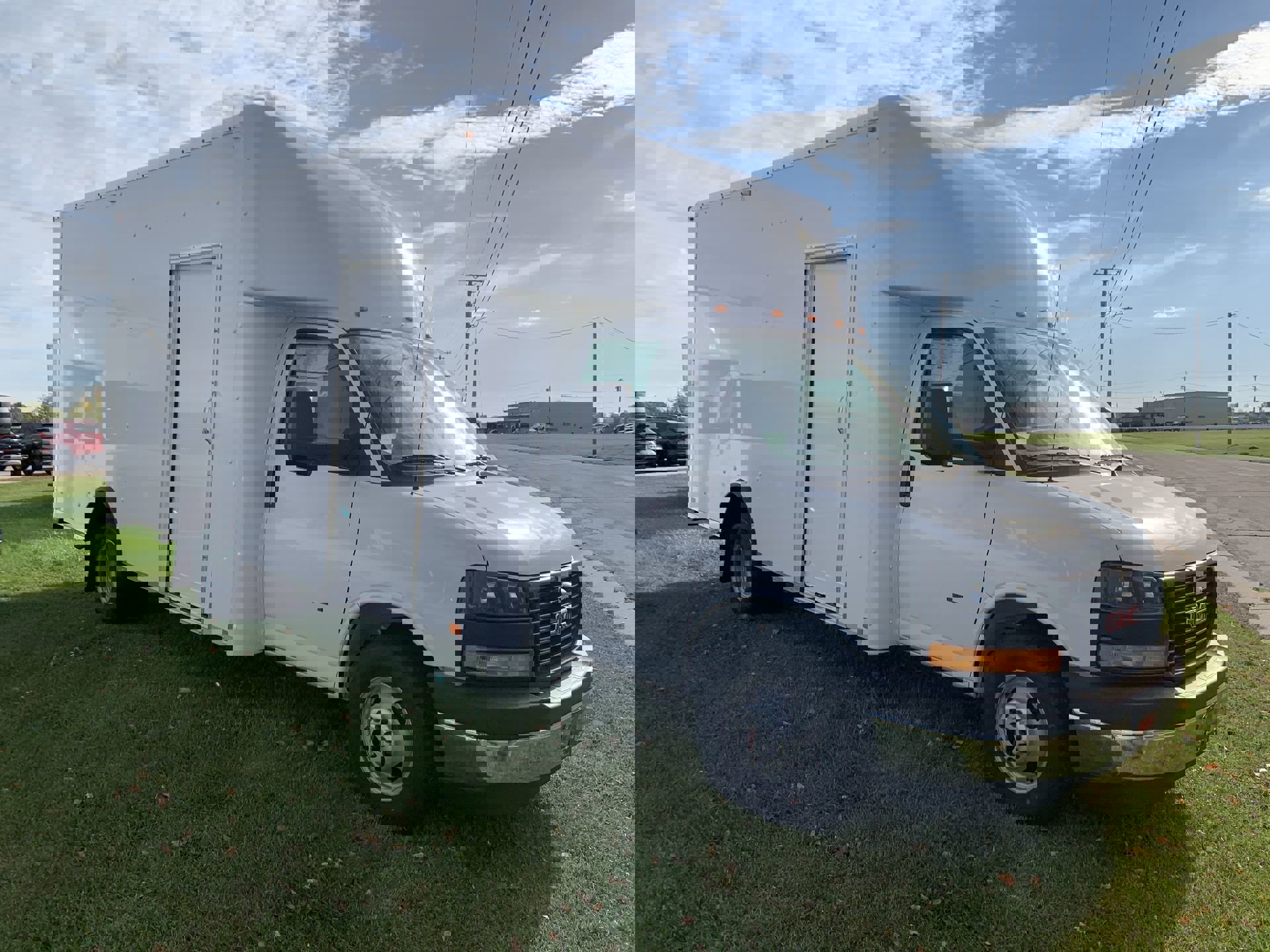 New 2025 GMC Savana 3500 1WT w/ Power Convenience Package image 39