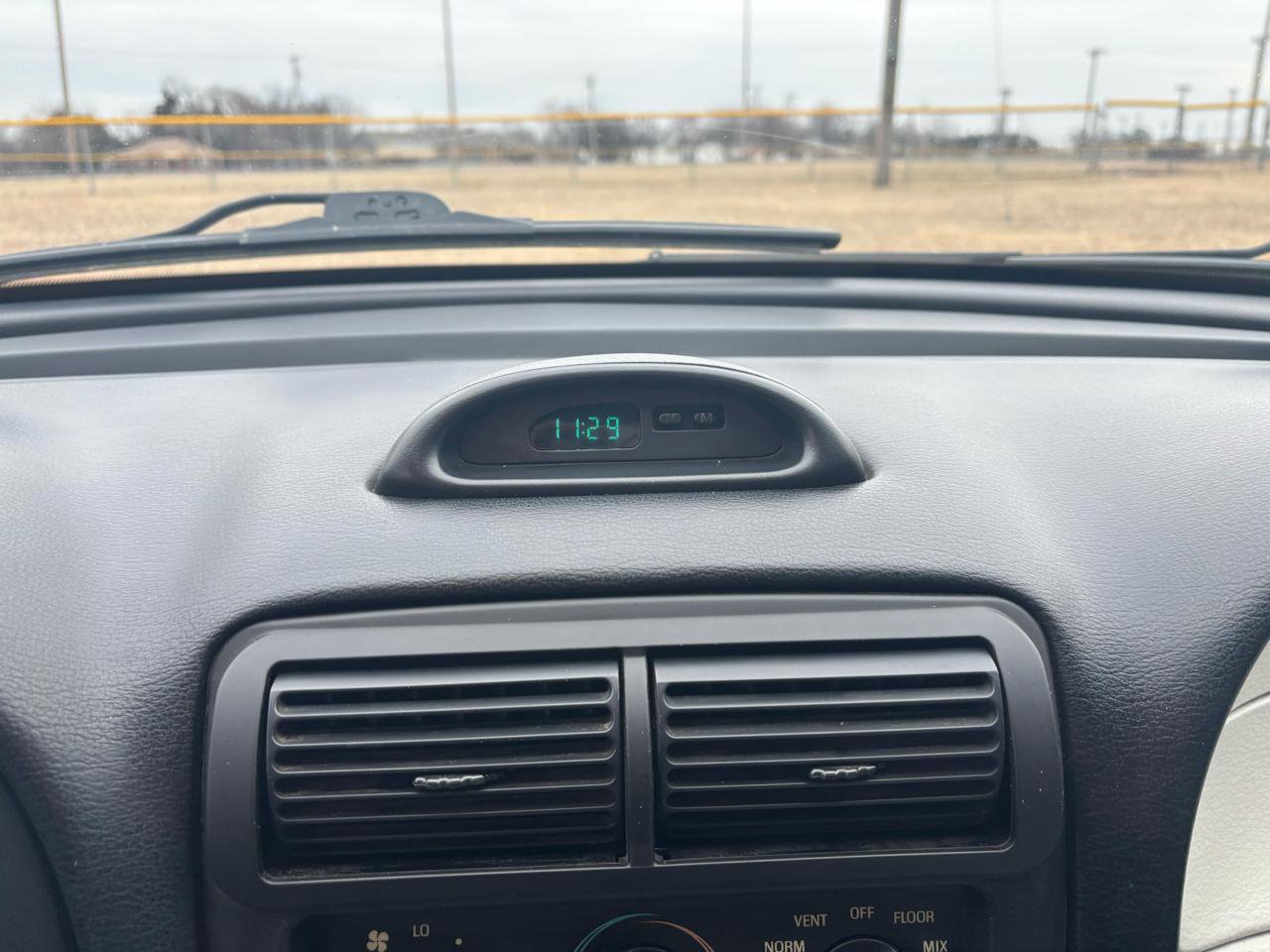 Used 1995 Ford Mustang GT RWD image 18