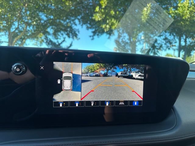 Certified 2024 Buick Encore GX Avenir w/ Avenir Technology Package AWD/4WD image 28