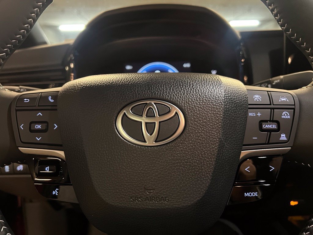 New 2026 Toyota Camry SE FWD image 28