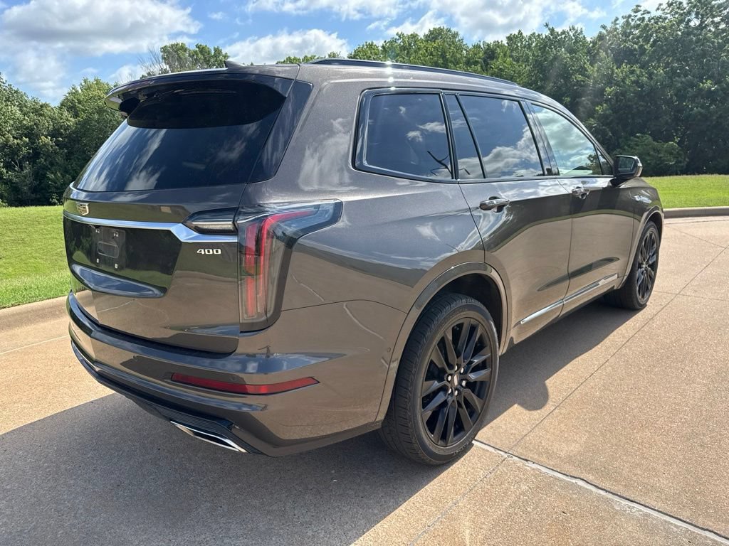 Used 2020 Cadillac XT6 Sport w/ Platinum Package AWD/4WD image 4