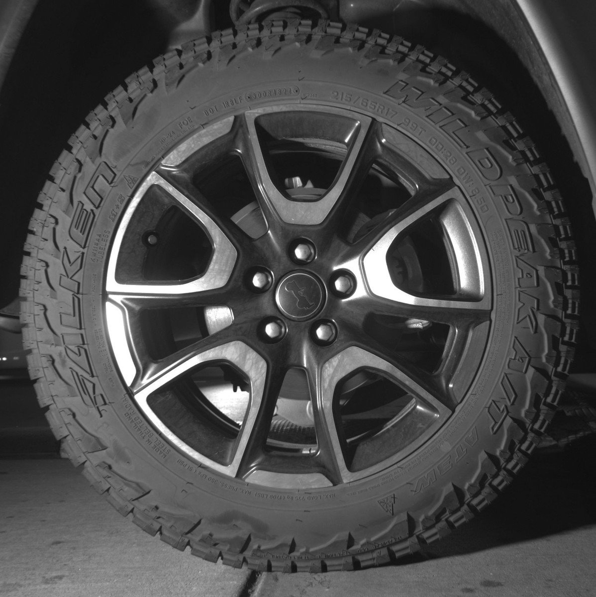 Used 2025 Jeep Compass Trailhawk image 15