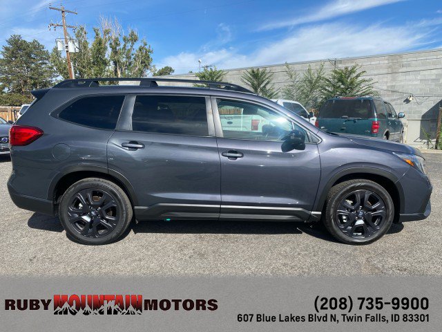 Used 2023 Subaru Ascent Onyx Edition AWD/4WD image 8