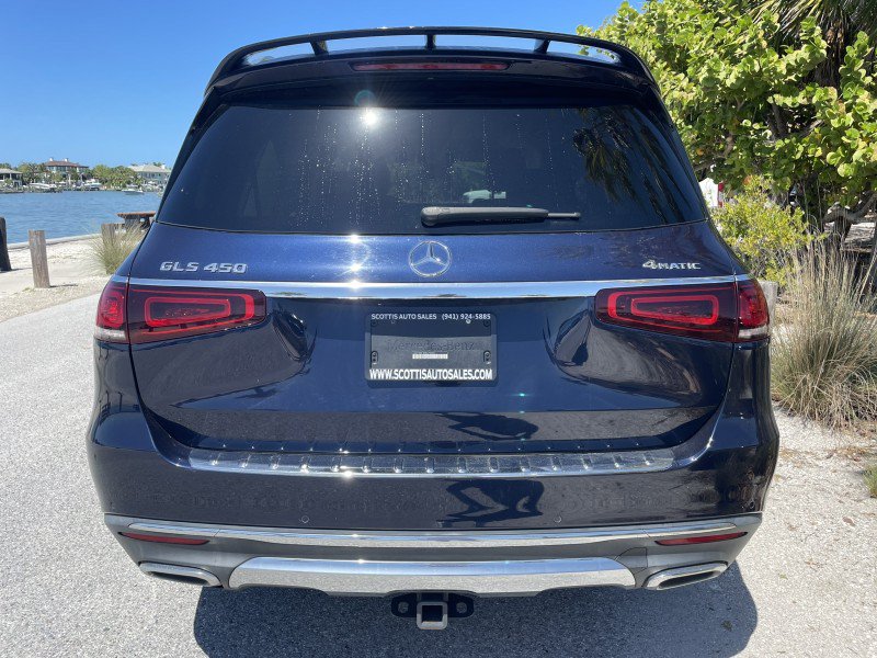 Used 2021 Mercedes-Benz GLS 450 4MATIC image 37