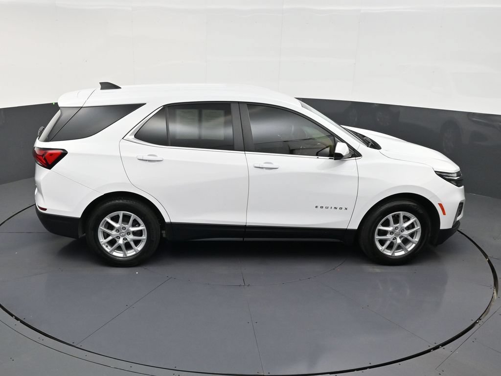 Used 2024 Chevrolet Equinox LT FWD image 18