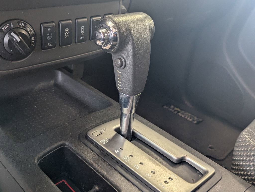 Used 2019 Nissan Frontier PRO-4X image 20