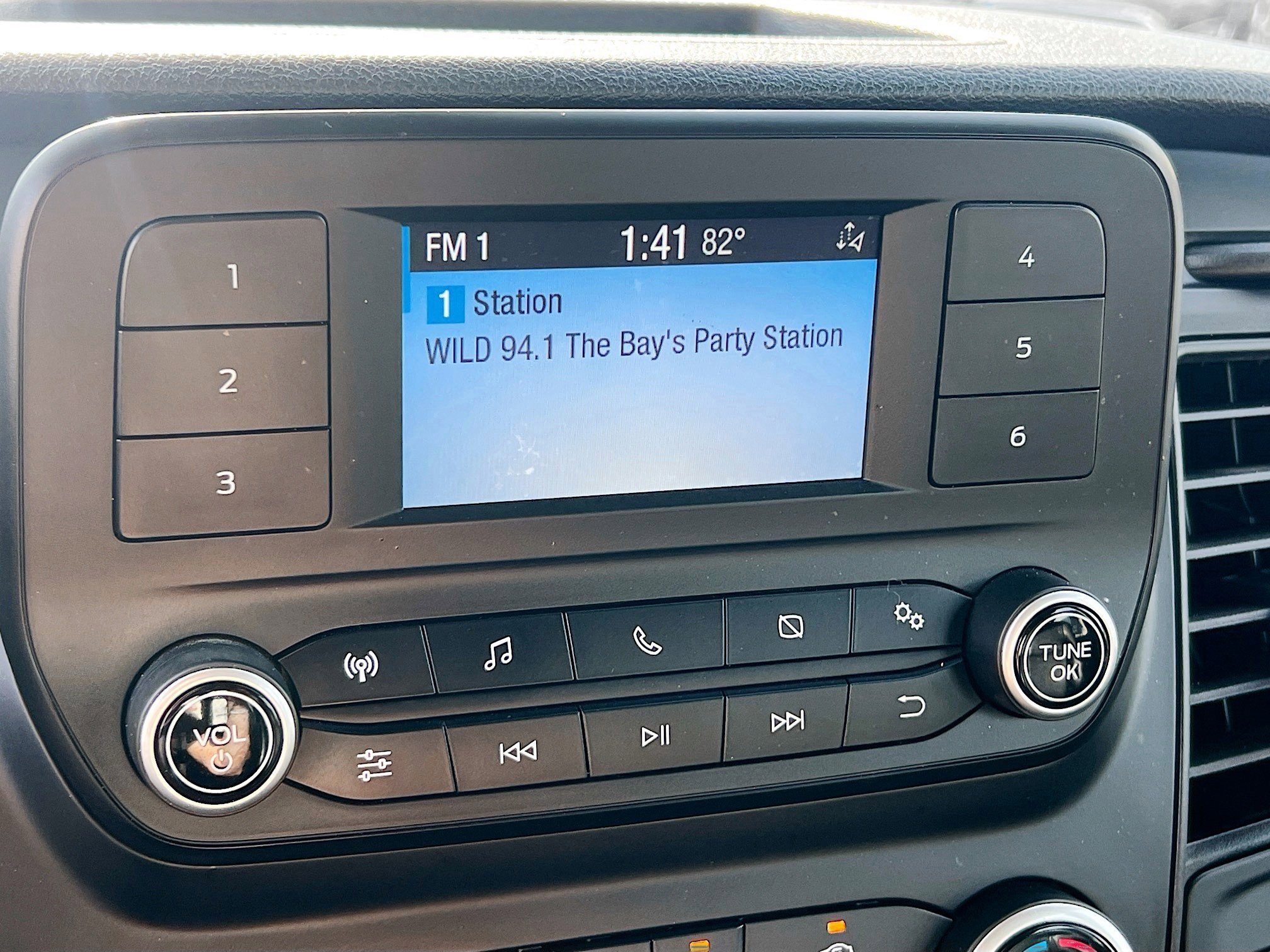 Used 2020 Ford Transit 250 Base w/ Load Area Protection Package image 27