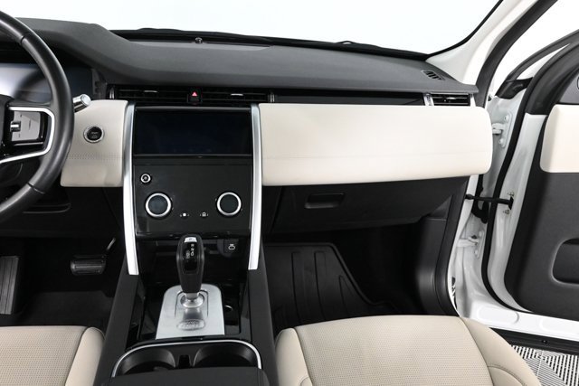 Used 2022 Land Rover Discovery Sport SE image 39