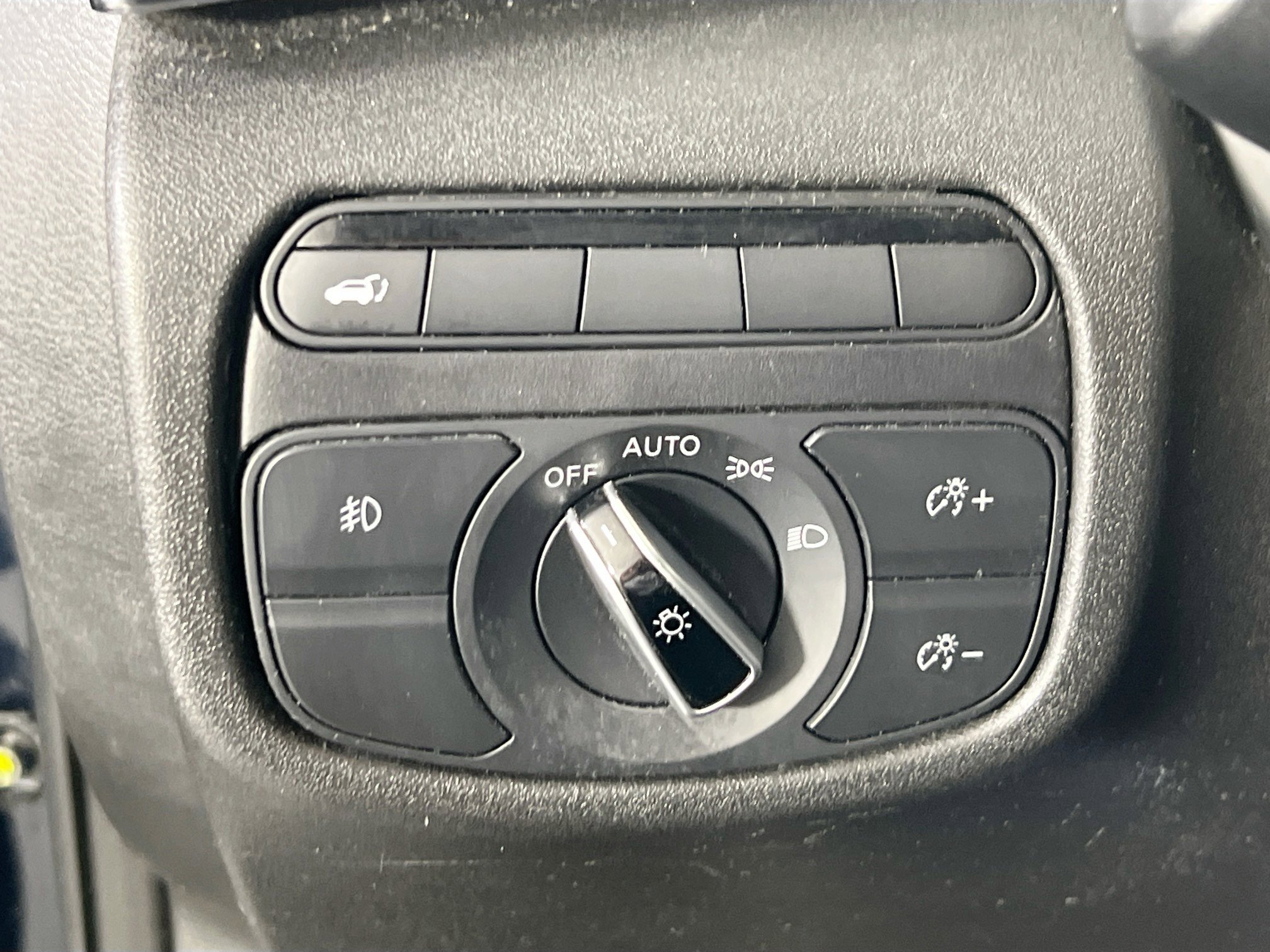 Used 2019 INFINITI QX50 Luxe image 10