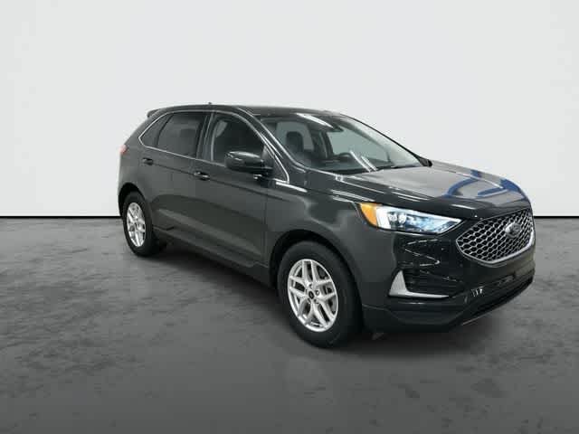 Used 2024 Ford Edge SEL AWD/4WD image 5