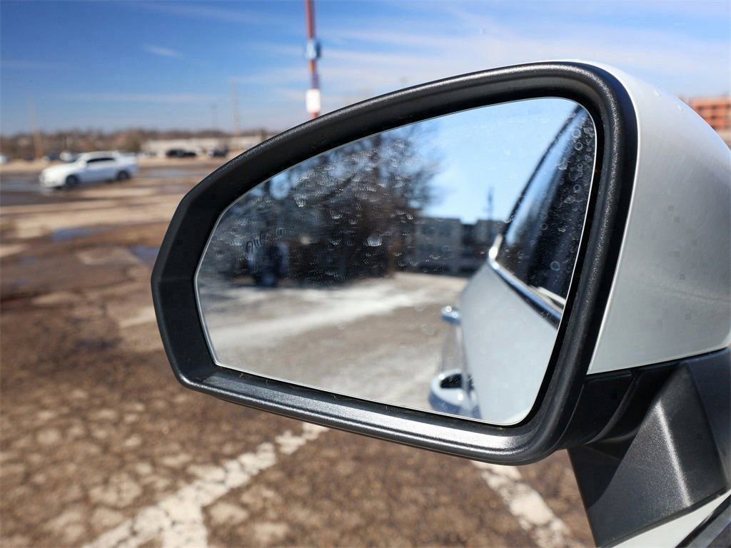 New 2026 Volkswagen Taos SE image 26