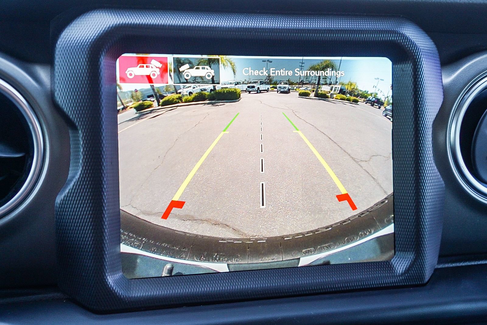 Used 2023 Jeep Wrangler Unlimited Rubicon 4xe w/ Cold Weather Group AWD/4WD image 26