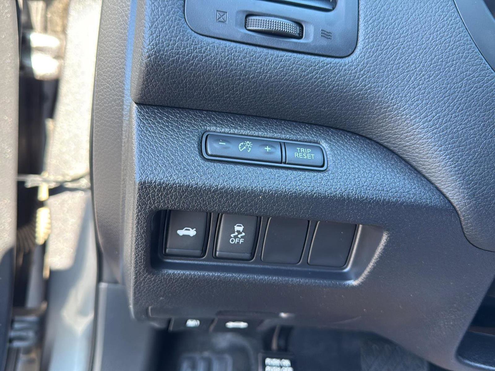 Used 2016 Nissan Altima 2.5 SV image 30