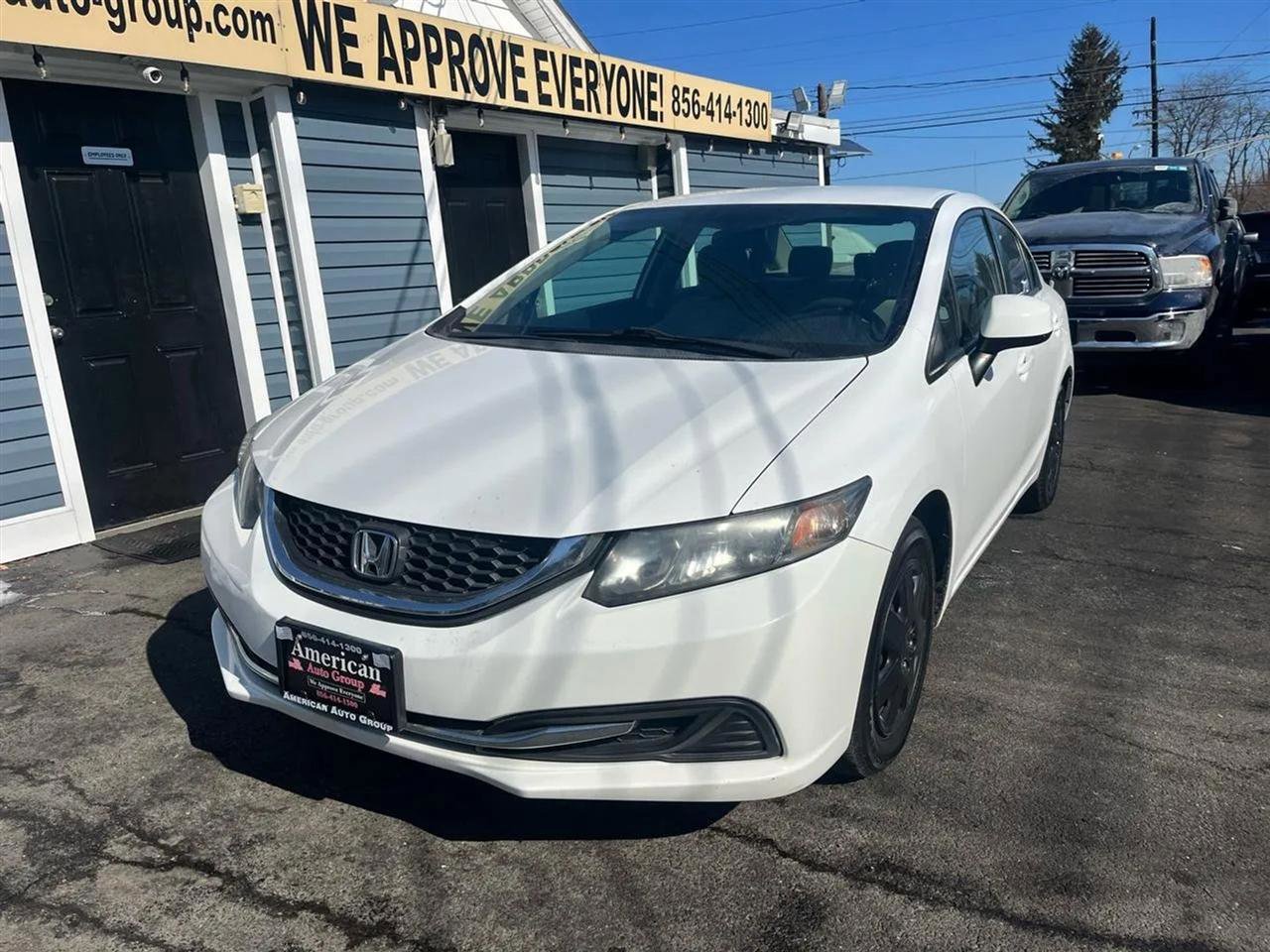Used 2013 Honda Civic LX image 2