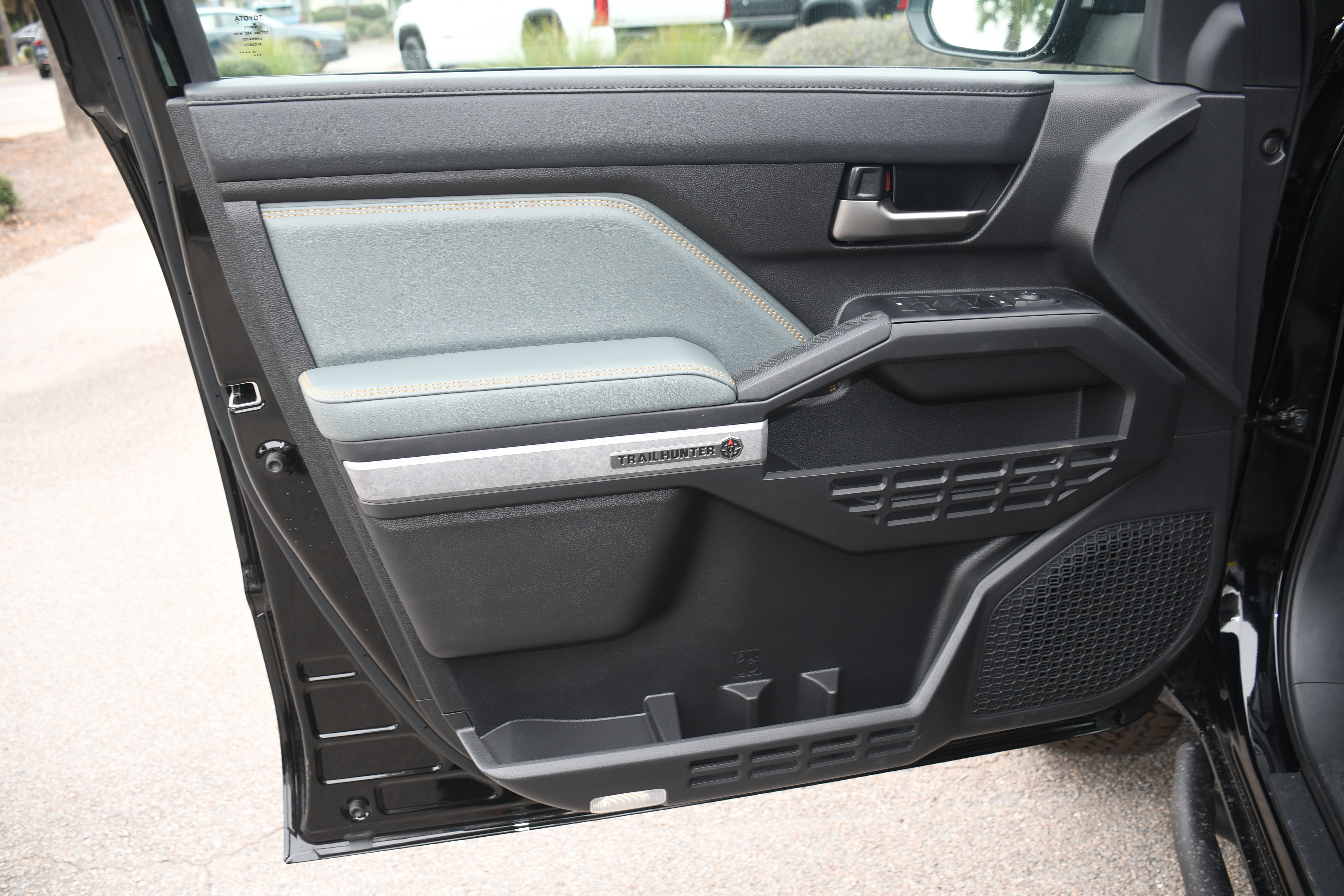 New 2025 Toyota Tacoma Trailhunter image 5