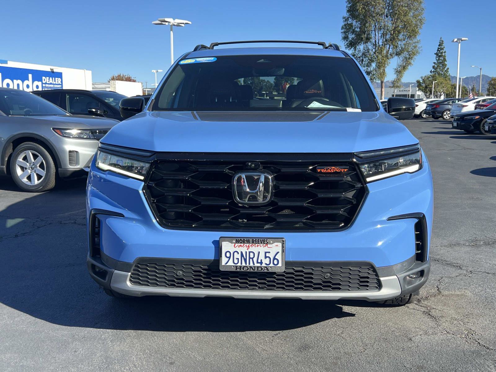 Used 2023 Honda Pilot TrailSport image 4