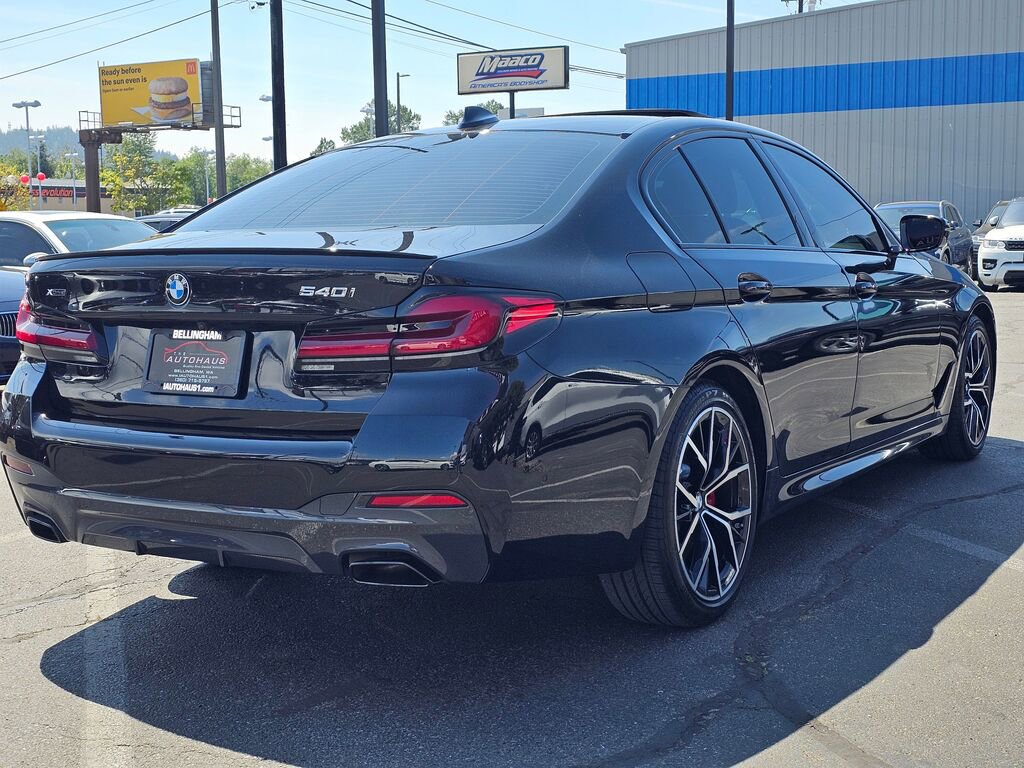 Used 2023 BMW 540i xDrive w/ M Sport Package AWD/4WD image 5