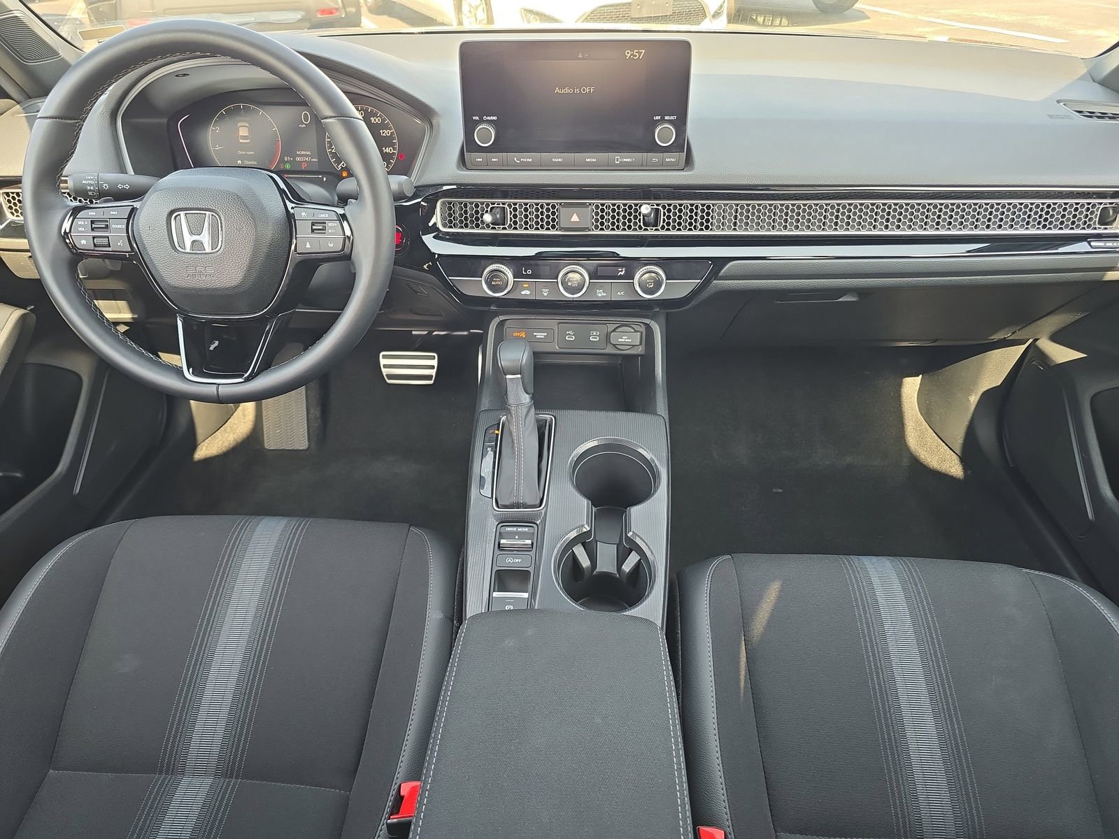 Used 2025 Honda Civic Sport image 9