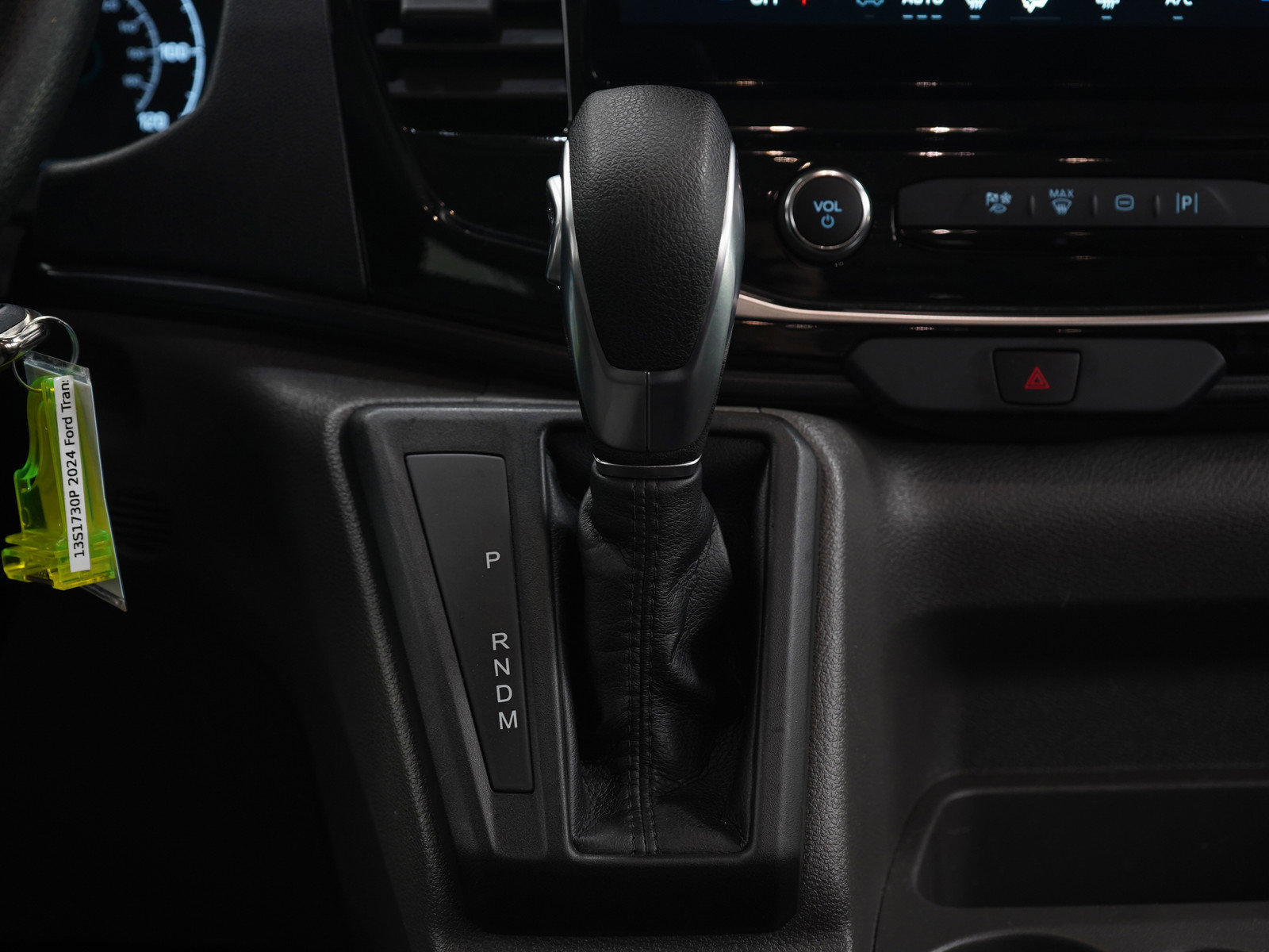 Used 2024 Ford Transit 350 XLT image 18