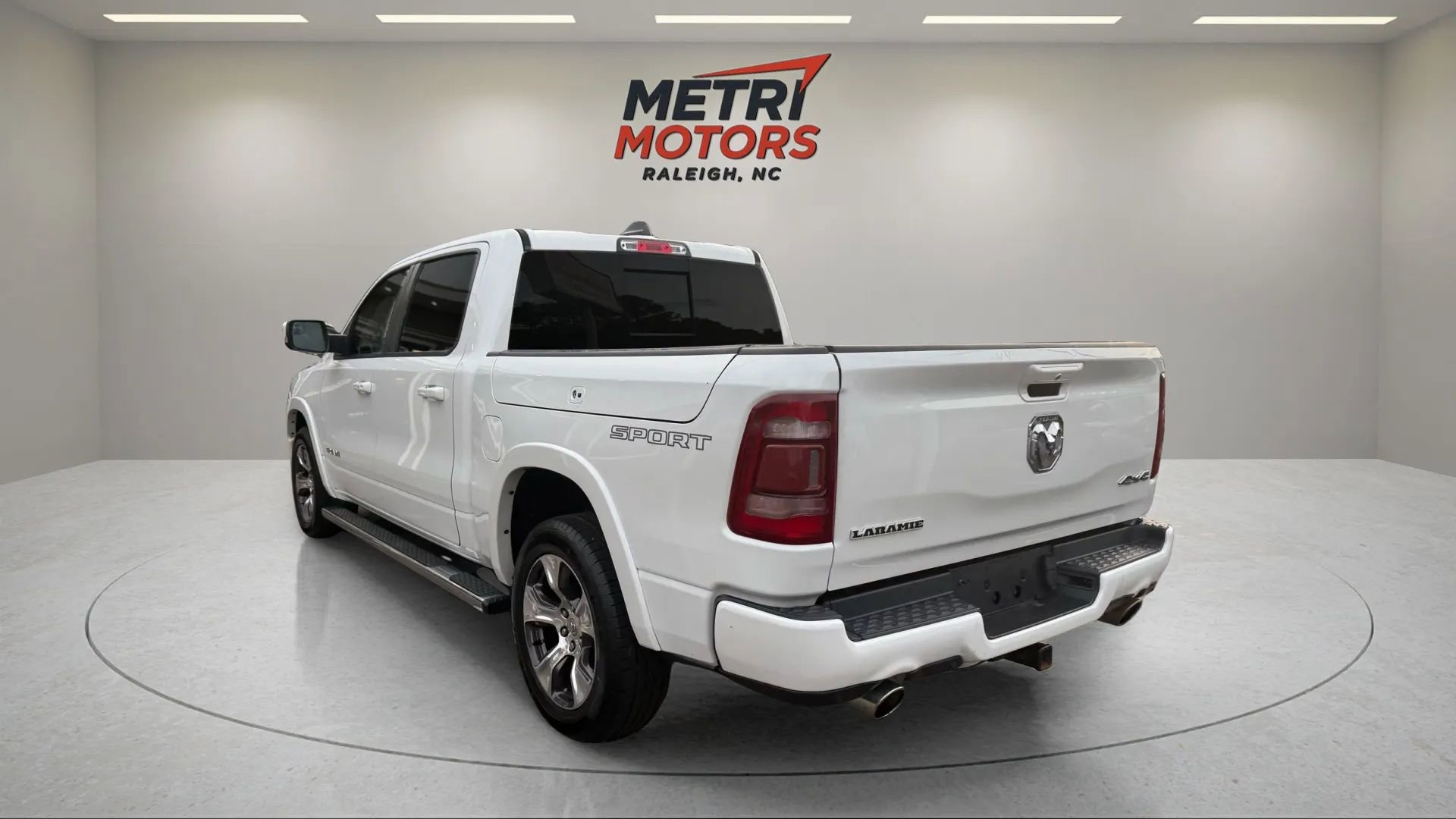 Used 2020 RAM 1500 Laramie w/ Sport Appearance Package image 5