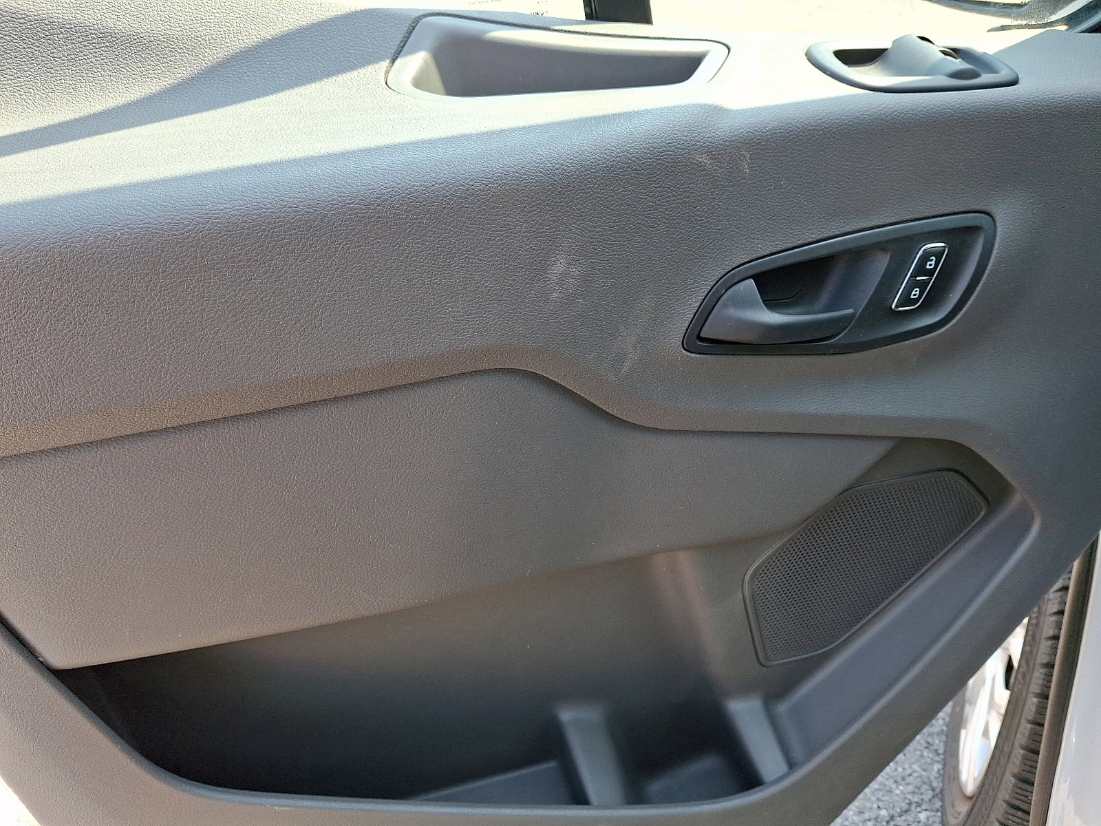 Used 2024 Ford Transit 250 Low Roof w/ Exterior Upgrade Package image 12