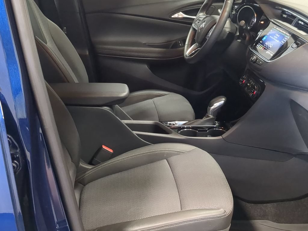 Used 2023 Buick Encore GX Select AWD/4WD image 27