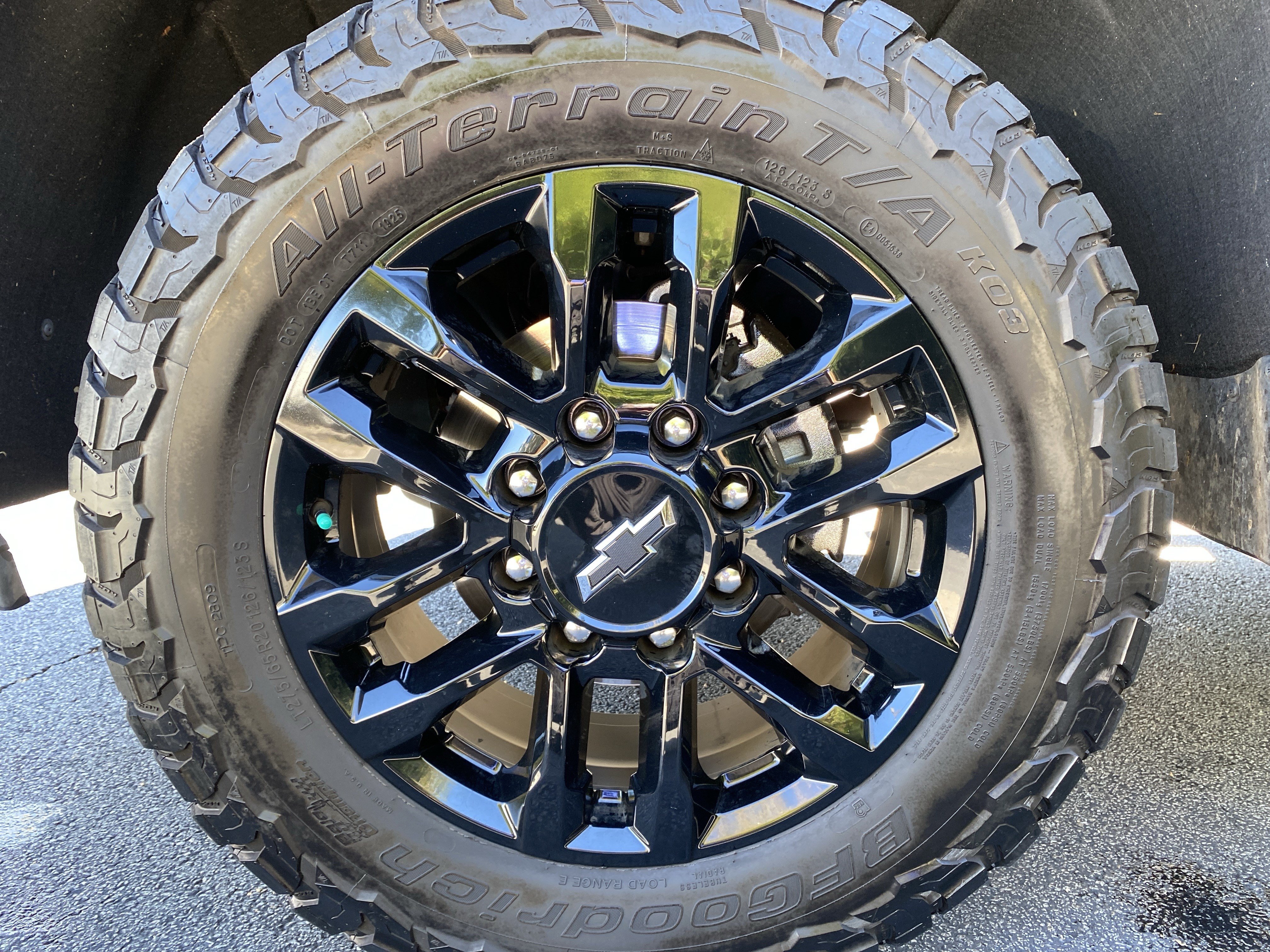 Used 2025 Chevrolet Silverado 2500 LT w/ Trail Boss Package AWD/4WD image 17