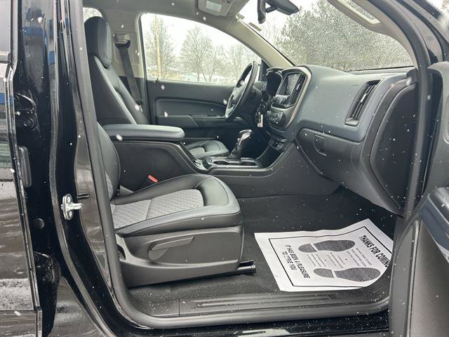 Certified 2022 Chevrolet Colorado Z71 w/ Z71 Midnight Edition image 37