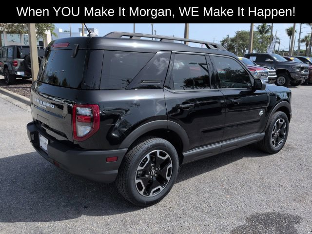 Used 2023 Ford Bronco Sport Outer Banks w/ Tech Package AWD/4WD image 7