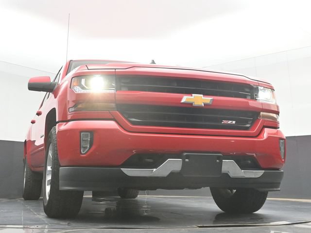 Used 2017 Chevrolet Silverado 1500 LT w/ All Star Edition AWD/4WD image 39