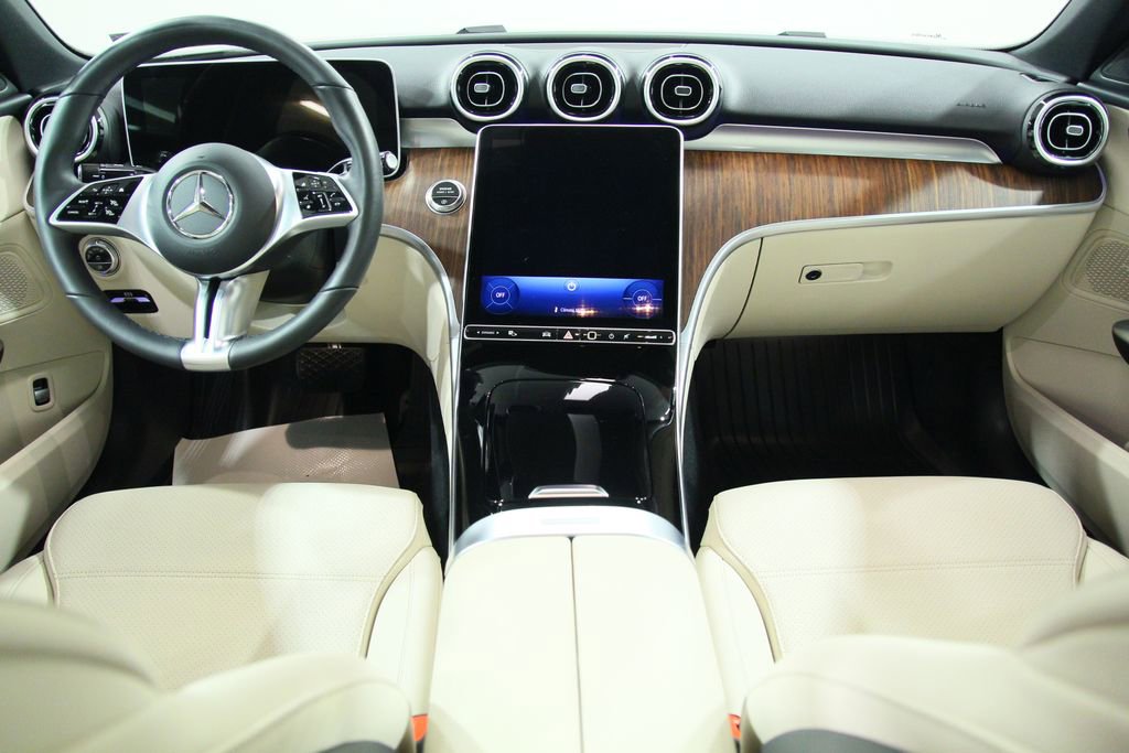 Certified 2025 Mercedes-Benz C 300 4MATIC Sedan image 18