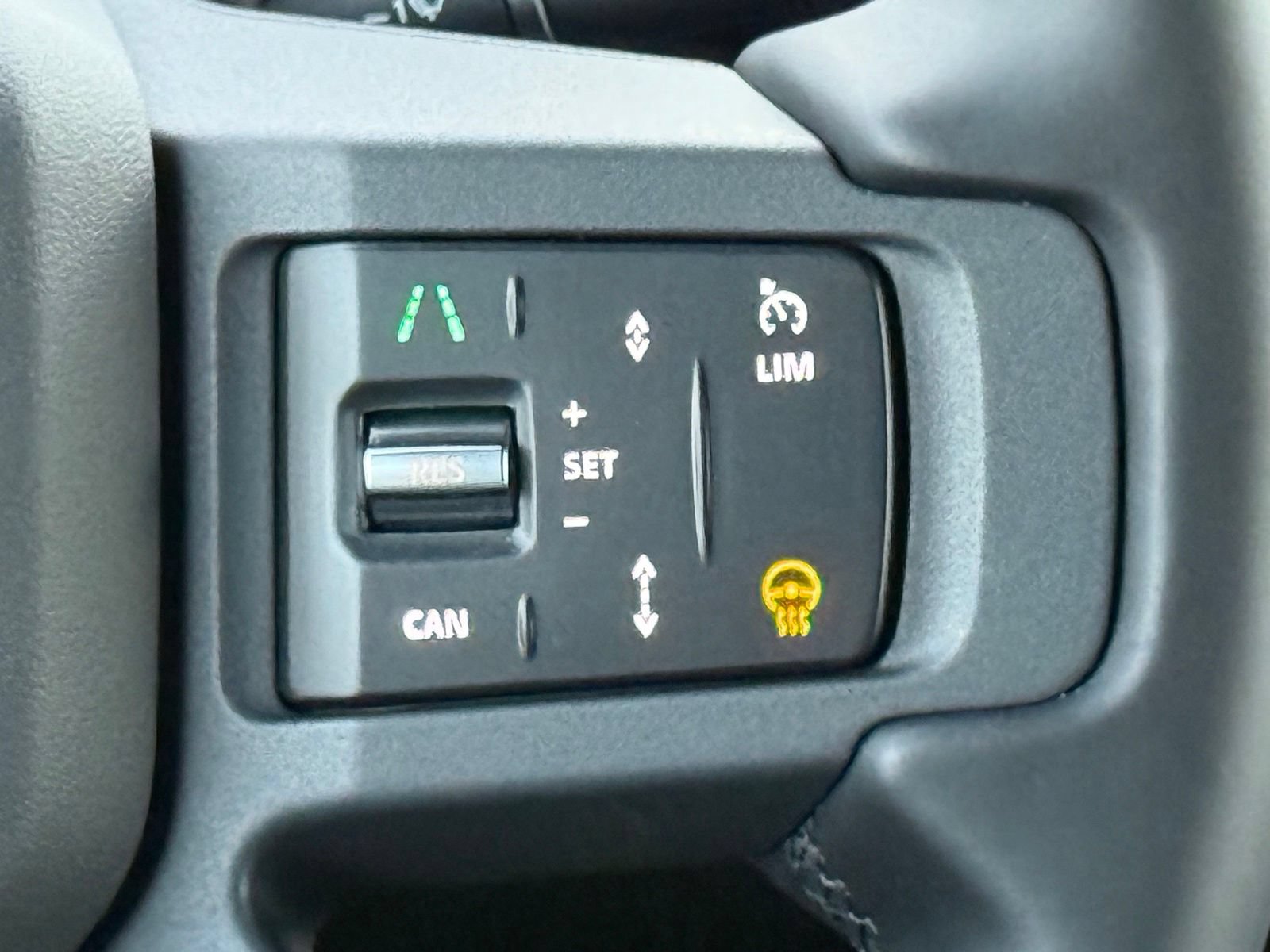 New 2026 Land Rover Defender 110 S AWD/4WD image 33