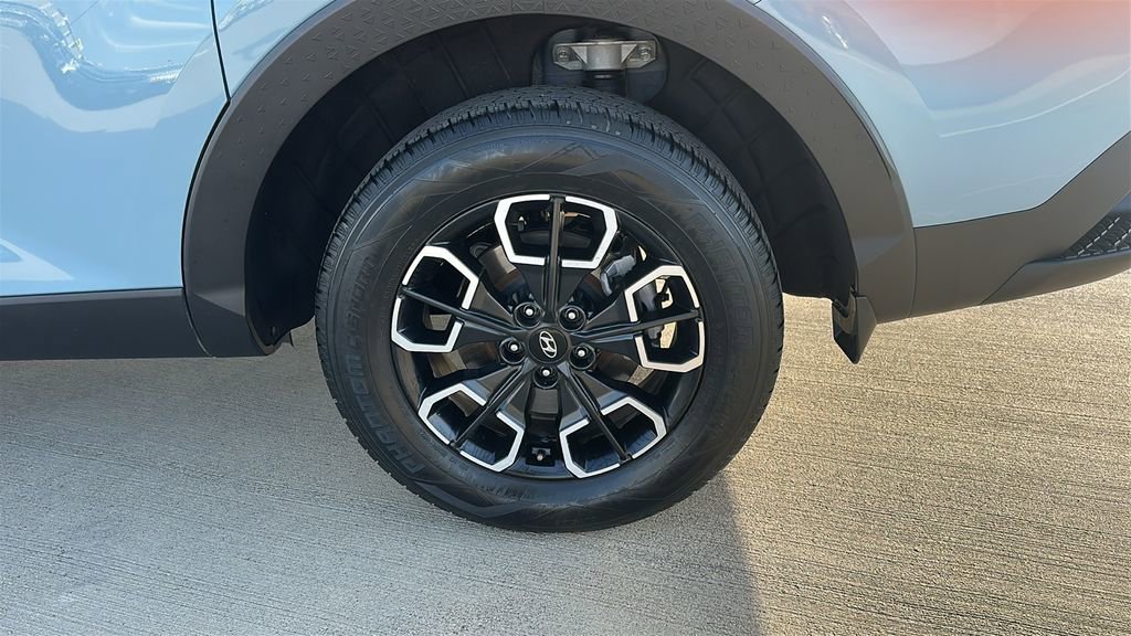 Used 2022 Hyundai Santa Cruz SEL w/ Activity Package FWD image 18
