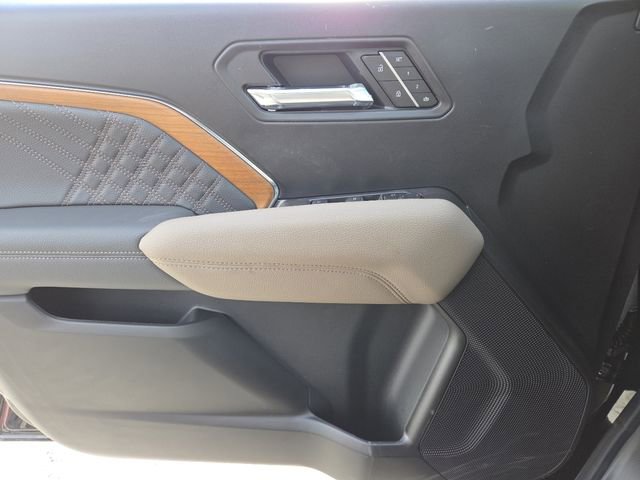 New 2026 GMC Canyon Denali w/ LPO, Denali Black Edition image 36